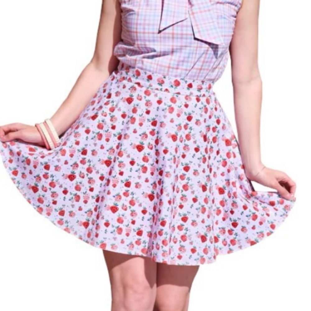 Retrolicious Strawberry Skirt 1x